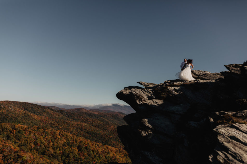 Hiking elopement at Hawksbill Mountain Trail in North Carolina